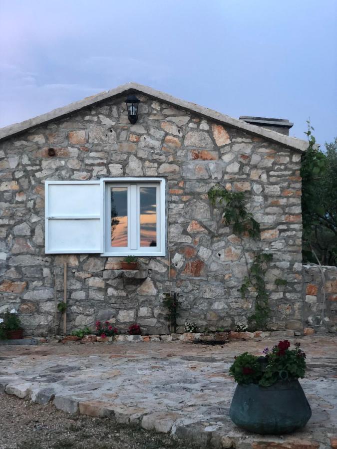 Cottage Rugonj Stari Grad  Eksteriør billede